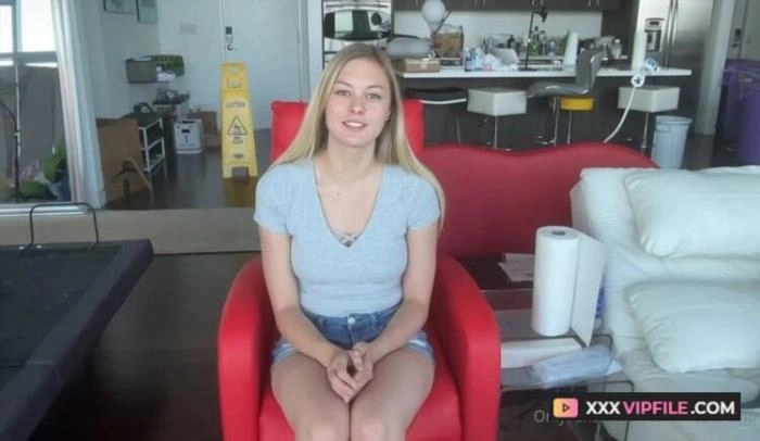 Amber Moore, Mike Adriano, Blowjob, Blonde - XXX Porn Video on XXXVipFile